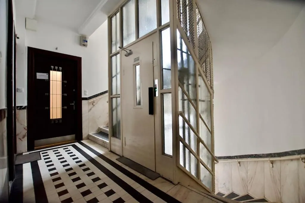 Premium Apartment By Hi - Central 2 Bedroom - Best View Budapest Hungary