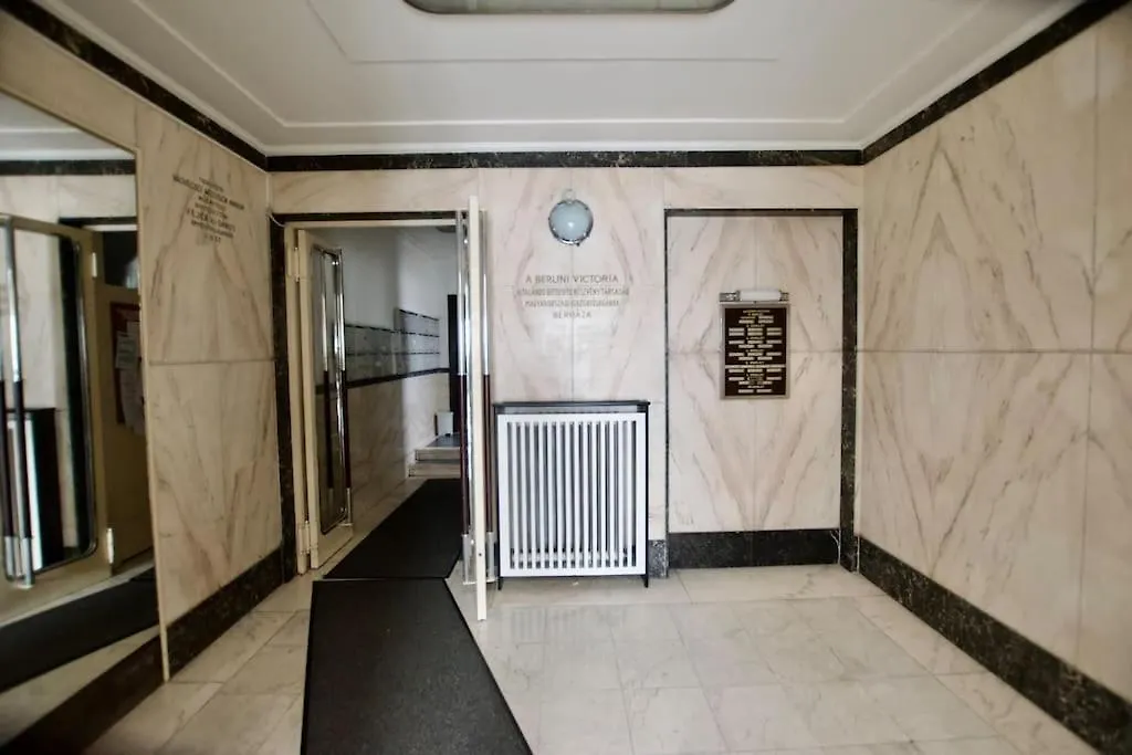 Premium Apartment By Hi - Central 2 Bedroom - Best View Budapest