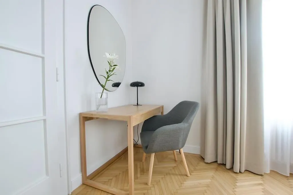 Premium Apartment By Hi - Central 2 Bedroom - Best View Budapest